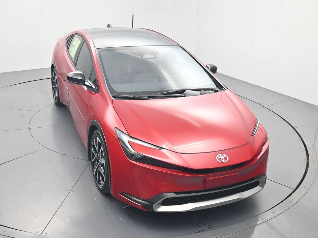 2027 Toyota Prius Plug-in Hybrid XSE Premium