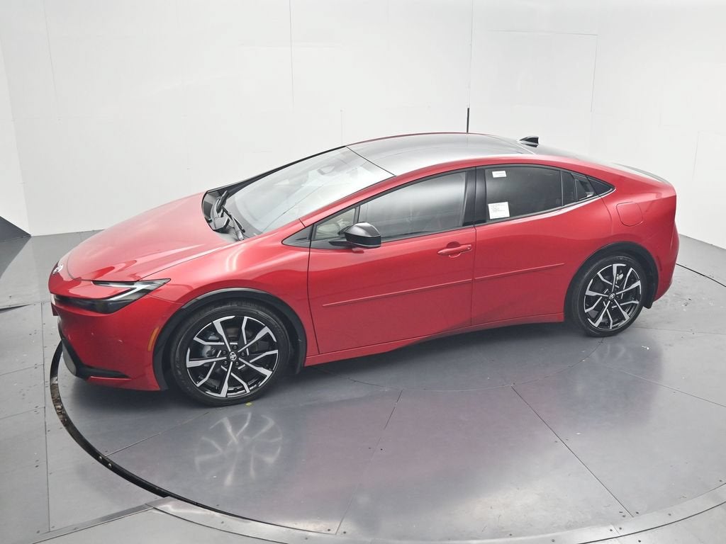 2027 Toyota Prius Plug-in Hybrid XSE Premium
