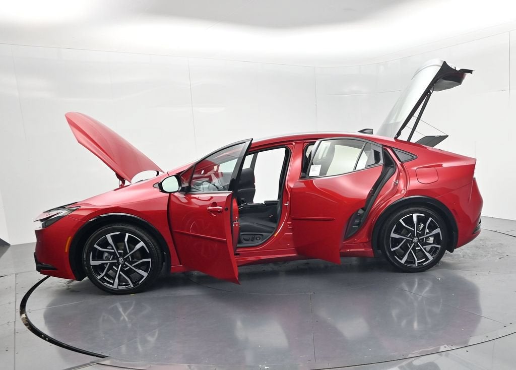 2027 Toyota Prius Plug-in Hybrid XSE Premium