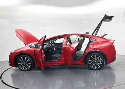 2027 Toyota Prius Plug-in Hybrid XSE Premium