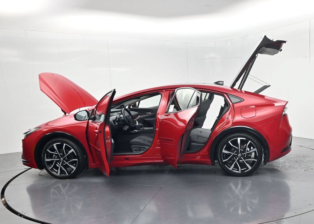 2027 Toyota Prius Plug-in Hybrid XSE Premium