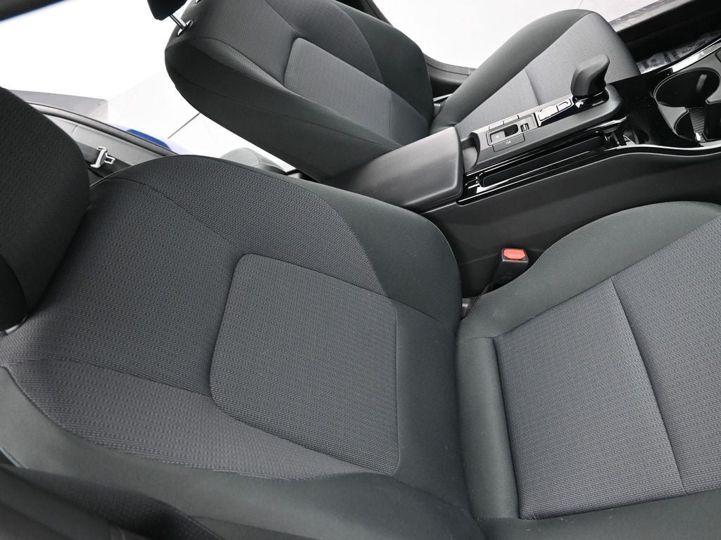 2026 Toyota Prius LE AWD