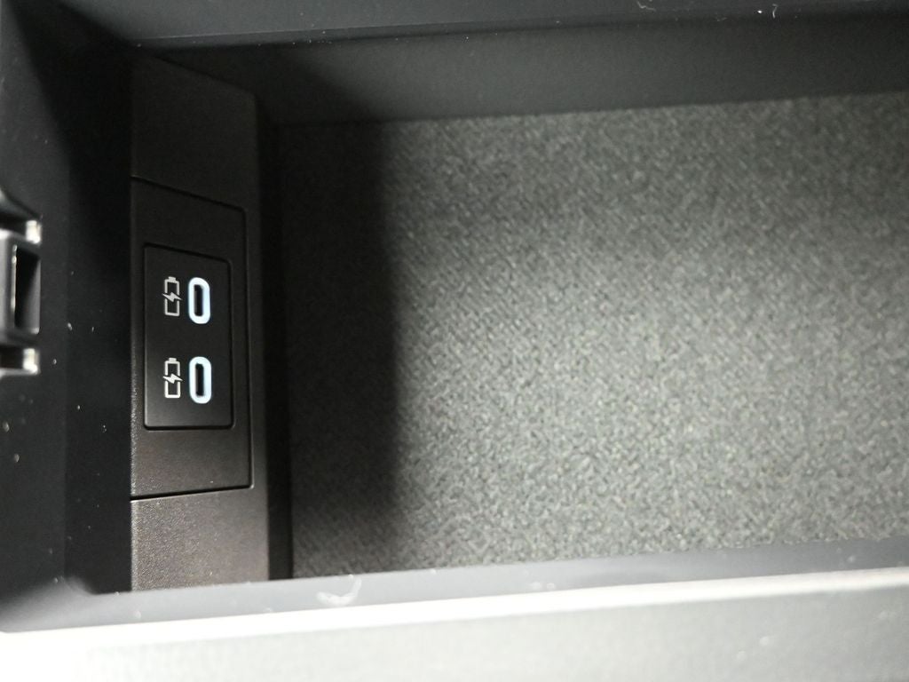 2026 Toyota Prius LE AWD