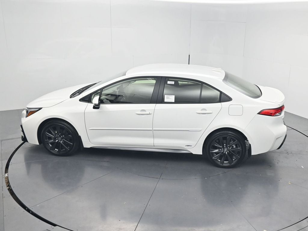 2026 Toyota Corolla Hybrid SE AWD