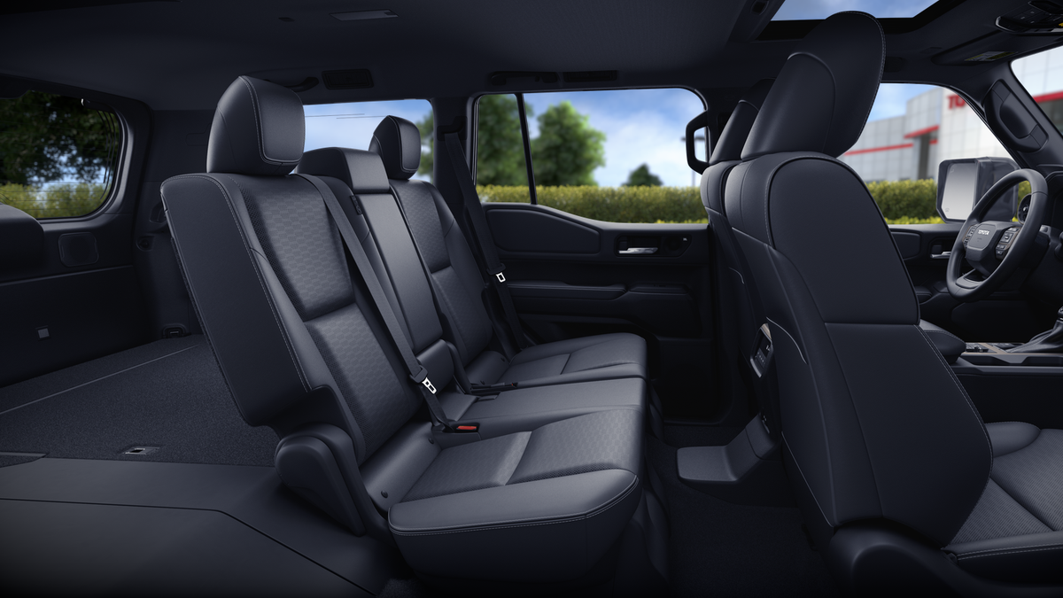 2026 Toyota Land Cruiser 4WD (Natl)