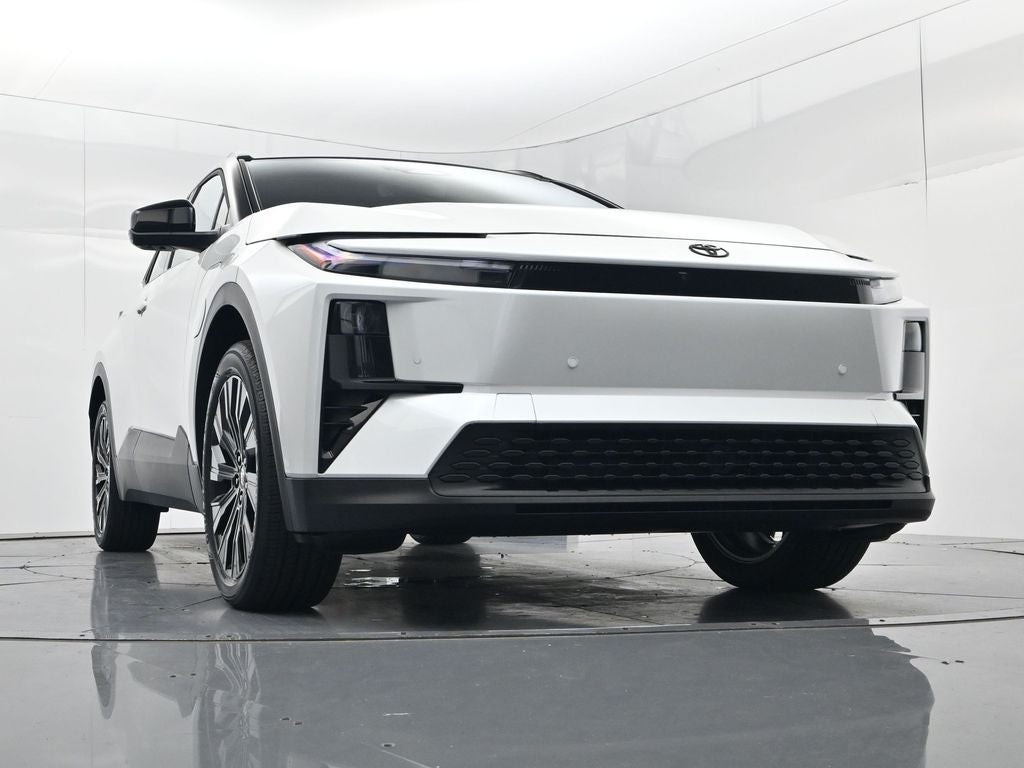 2026 Toyota C-HR XSE