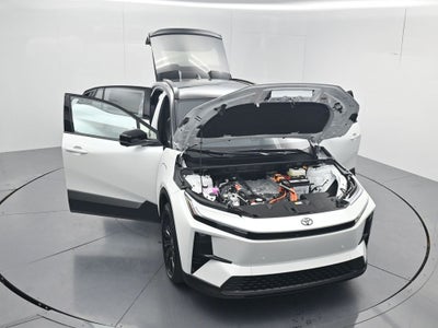 2026 Toyota C-HR XSE