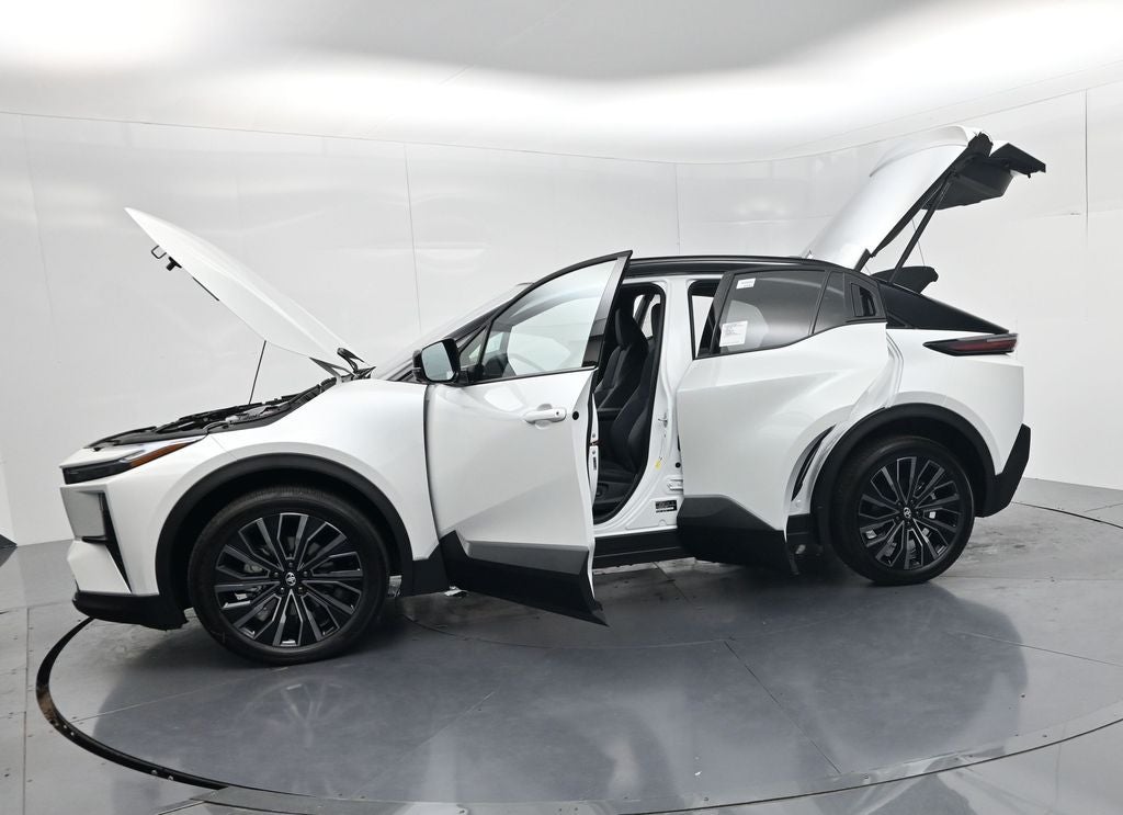 2026 Toyota C-HR XSE