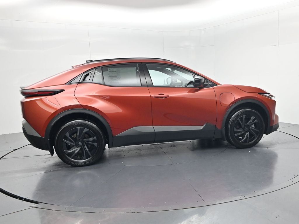 2026 Toyota C-HR SE