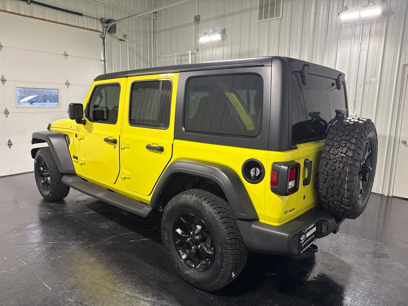 2022 Jeep Wrangler Unlimited Willys