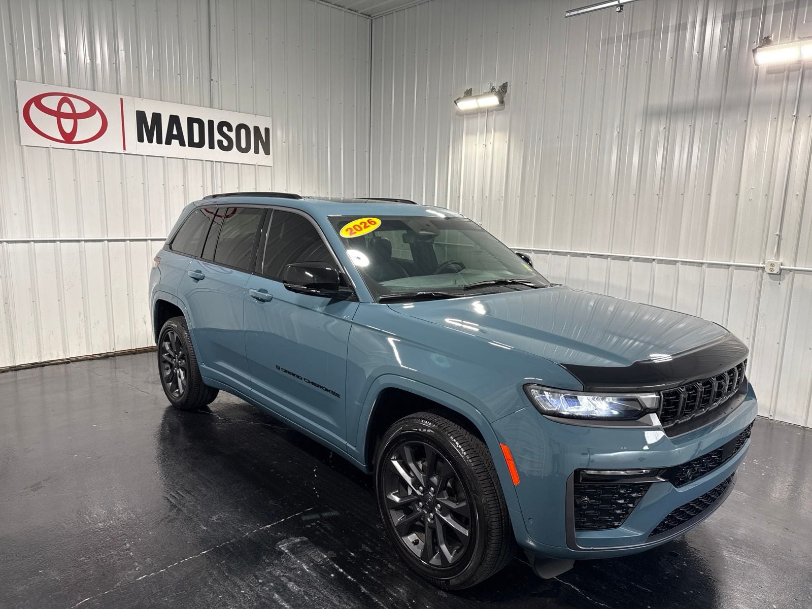 2026 Jeep Grand Cherokee Limited Reserve