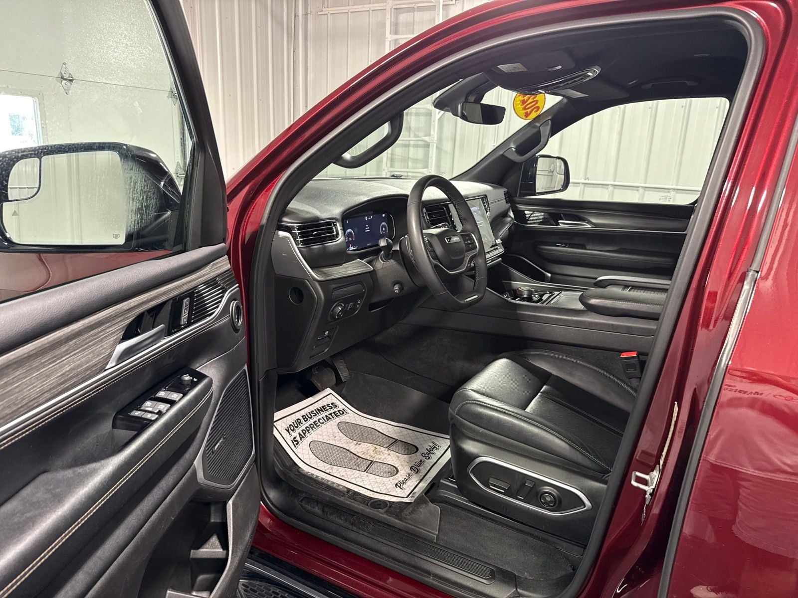 2024 Jeep Wagoneer Series II