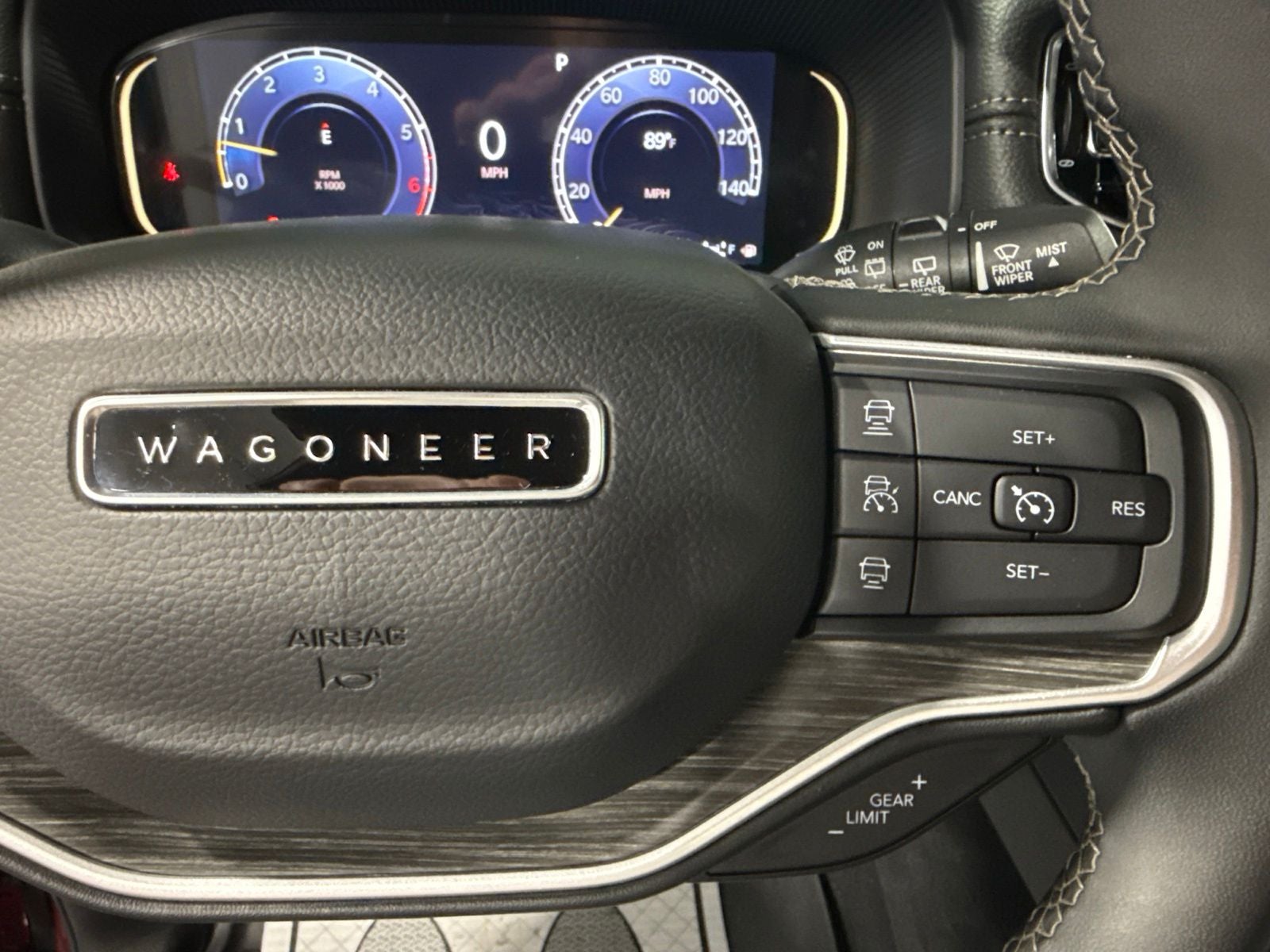 2024 Jeep Wagoneer Series II