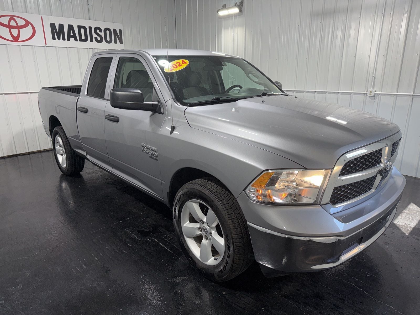 2024 RAM 1500 Classic SLT