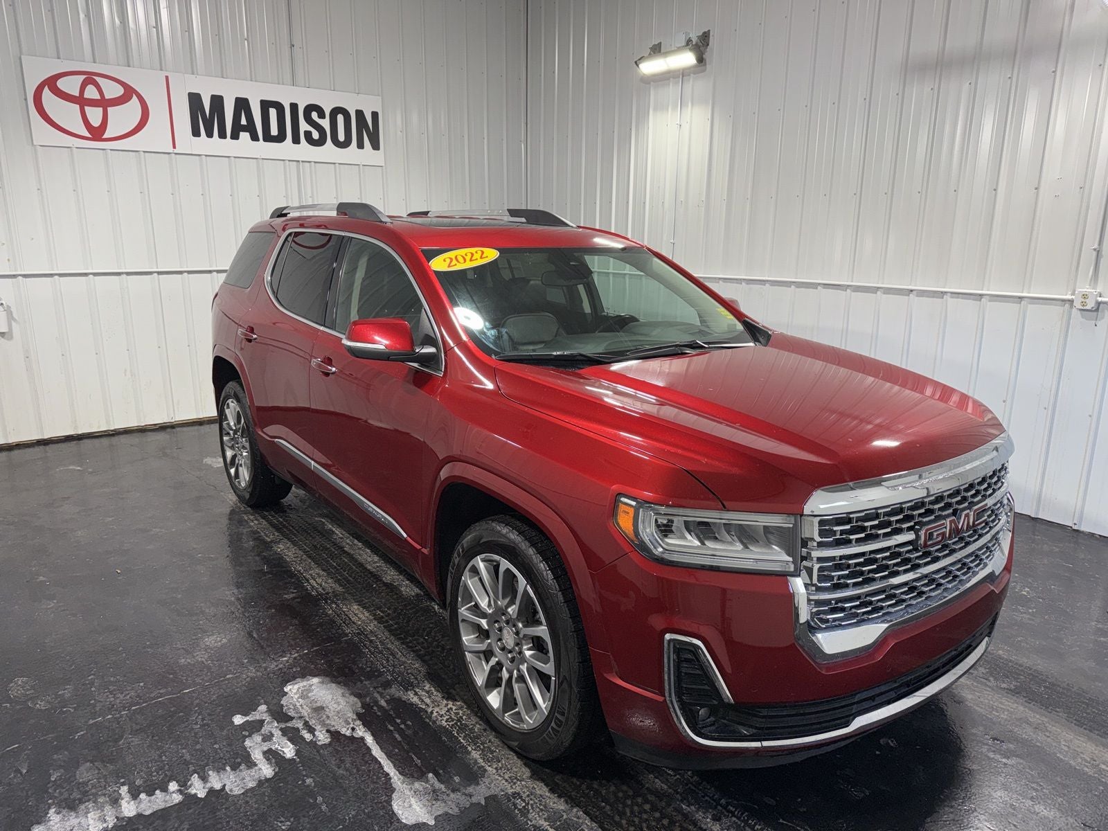 2022 GMC Acadia Denali