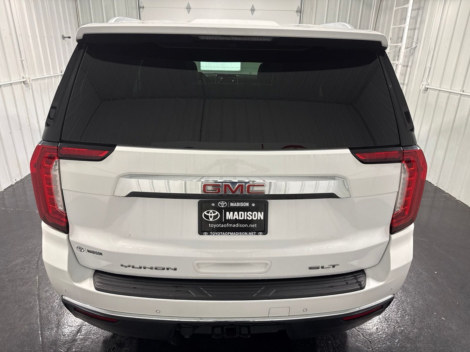 2022 GMC Yukon SLT