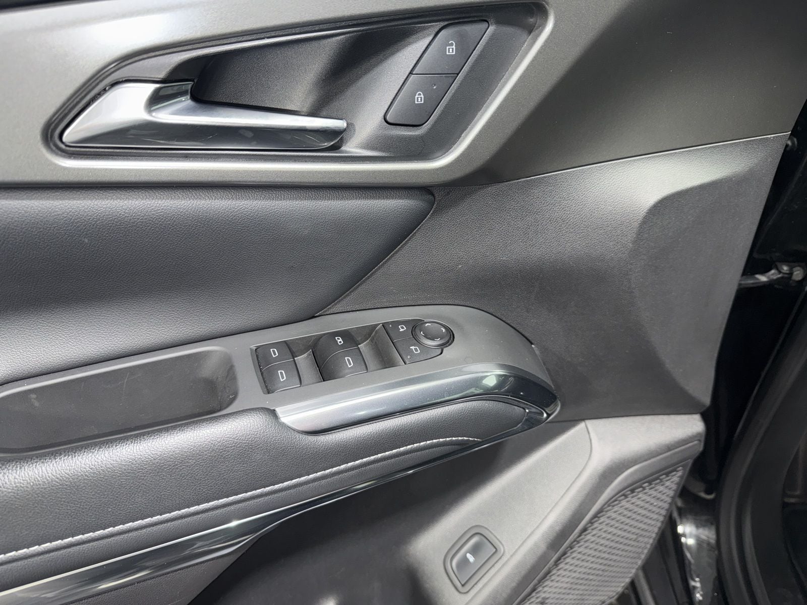 2025 Chevrolet Traverse LT 2LT