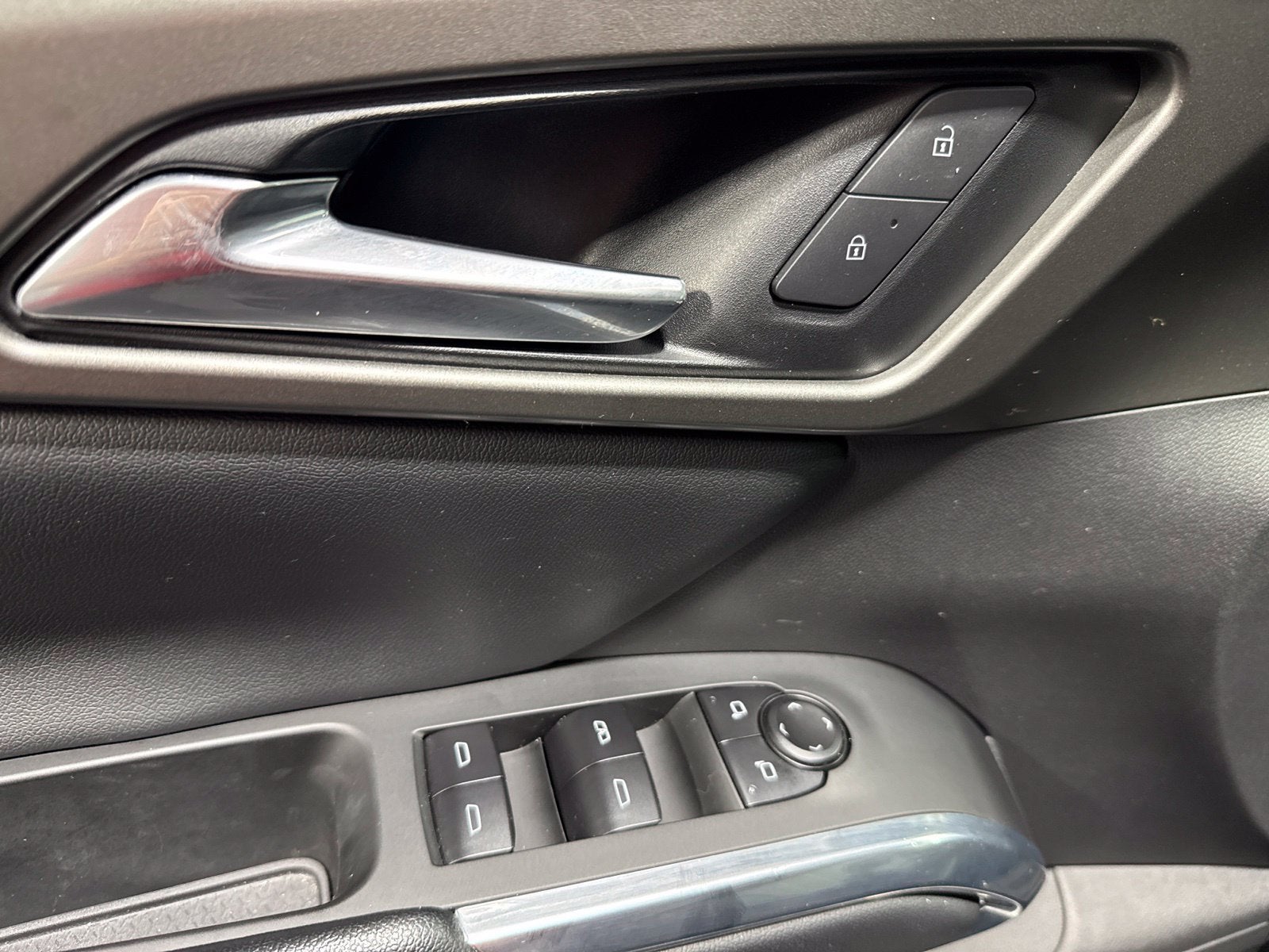 2025 Chevrolet Traverse LT 2LT