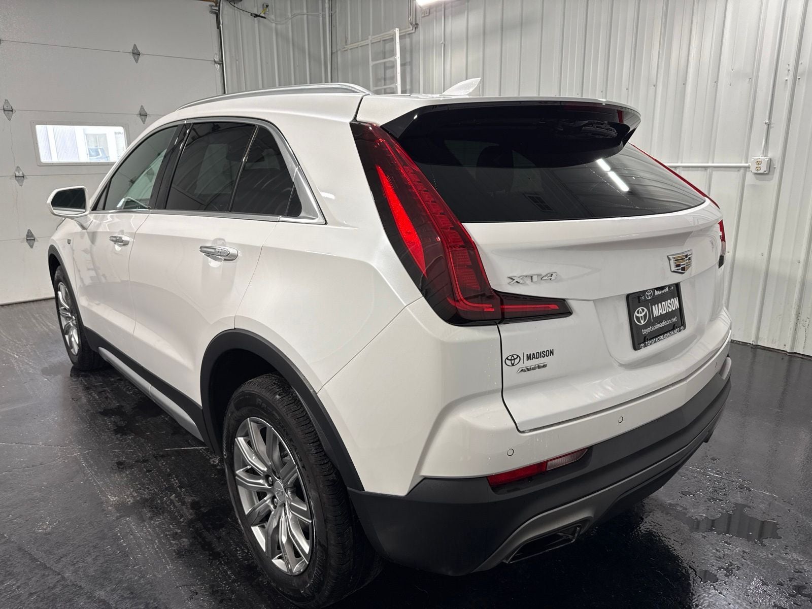 2020 Cadillac XT4 Premium Luxury