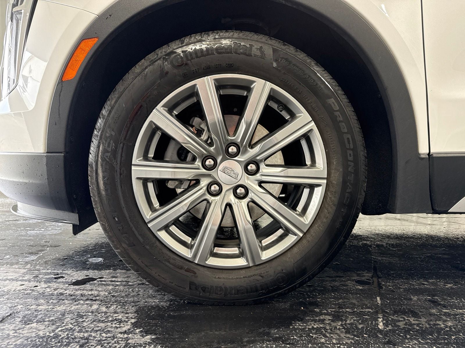 2020 Cadillac XT4 Premium Luxury