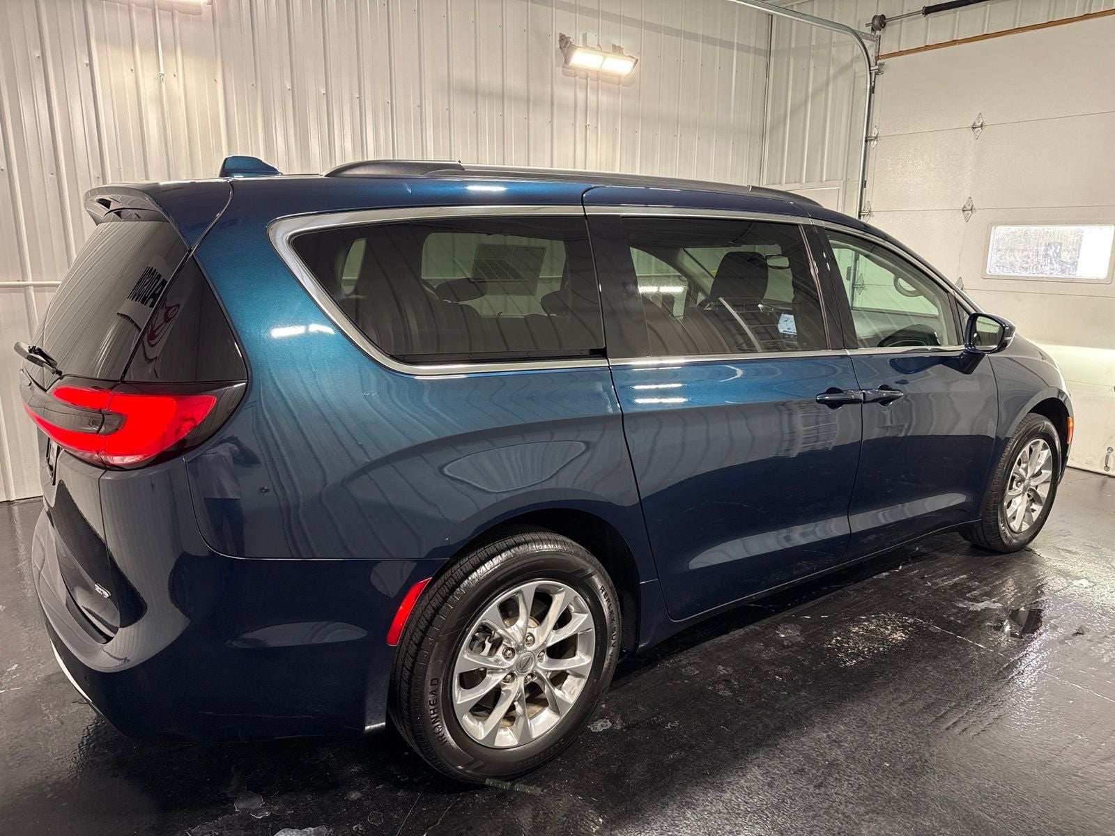 2022 Chrysler Pacifica Touring L