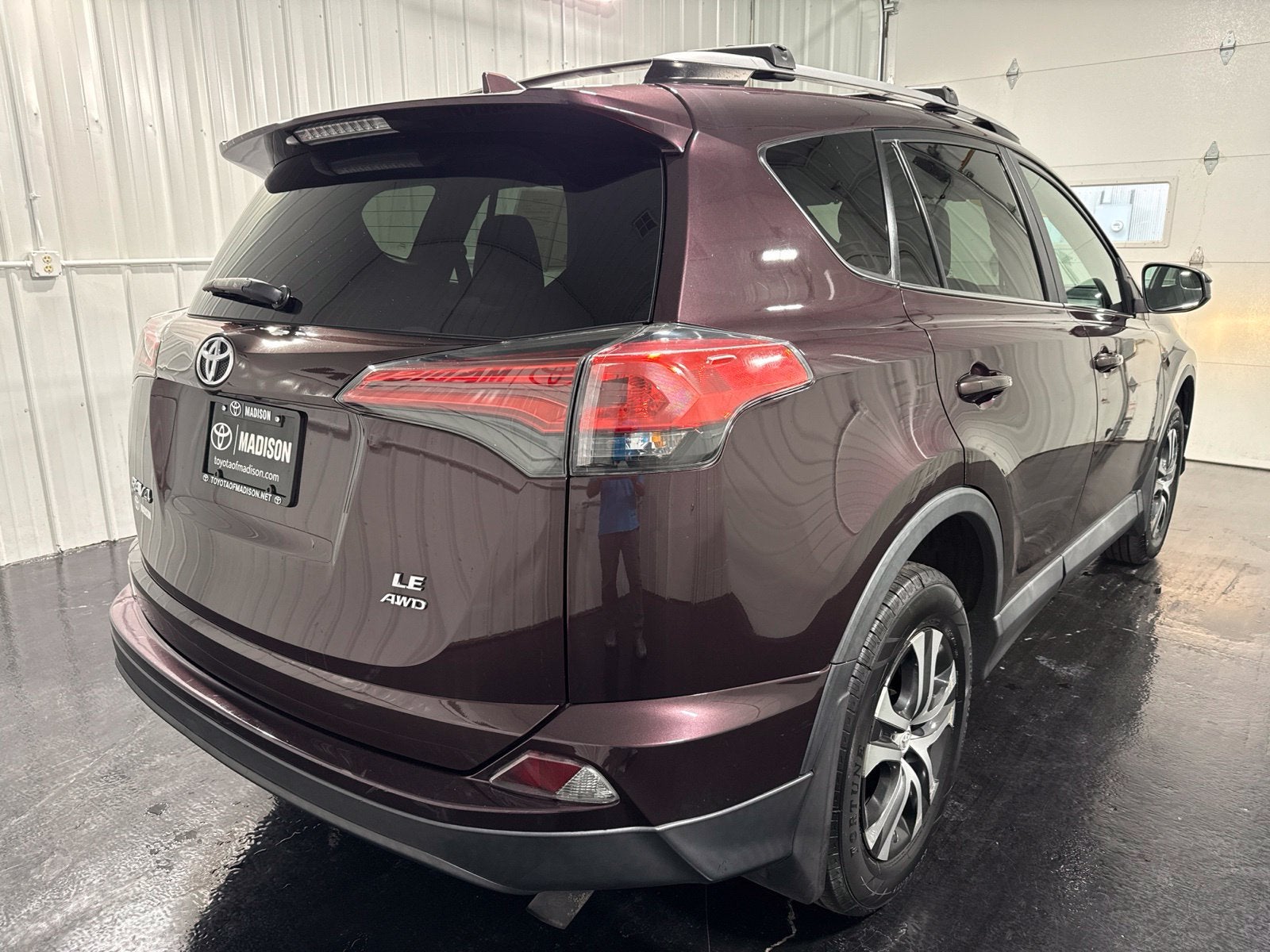2017 Toyota RAV4 LE