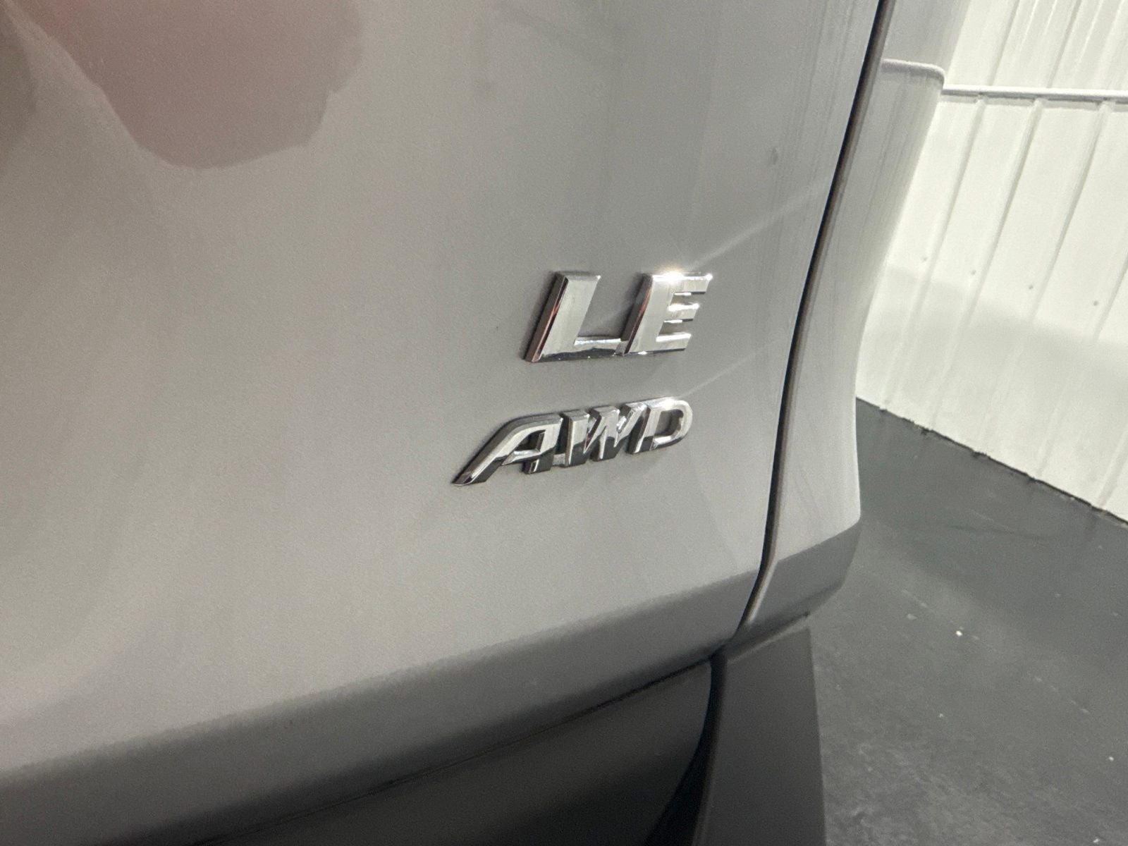 2022 Toyota RAV4 LE