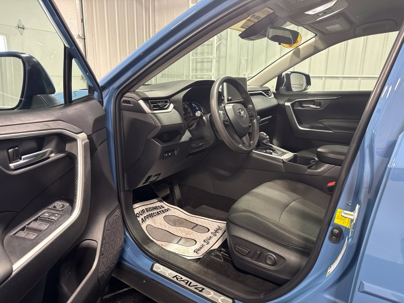 2023 Toyota RAV4 Hybrid Woodland Edition