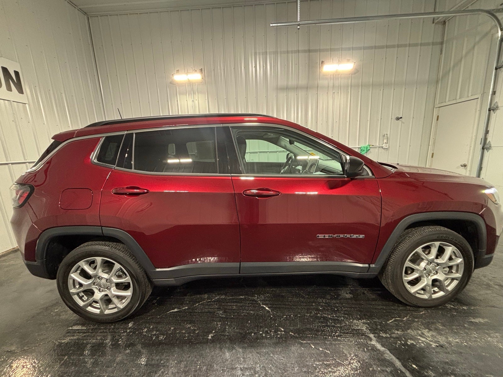 2022 Jeep Compass Latitude Lux