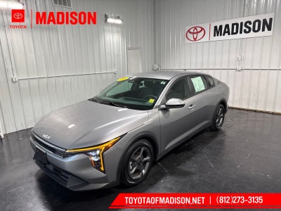 2025 Kia K4 LXS