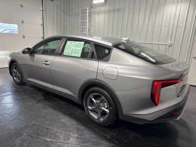 2025 Kia K4 LXS