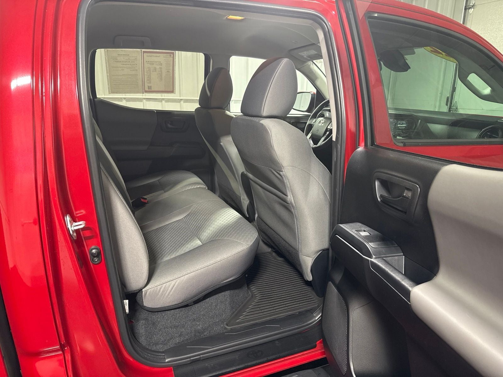 2022 Toyota Tacoma SR V6