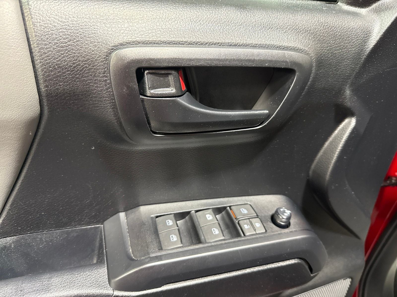 2022 Toyota Tacoma SR V6