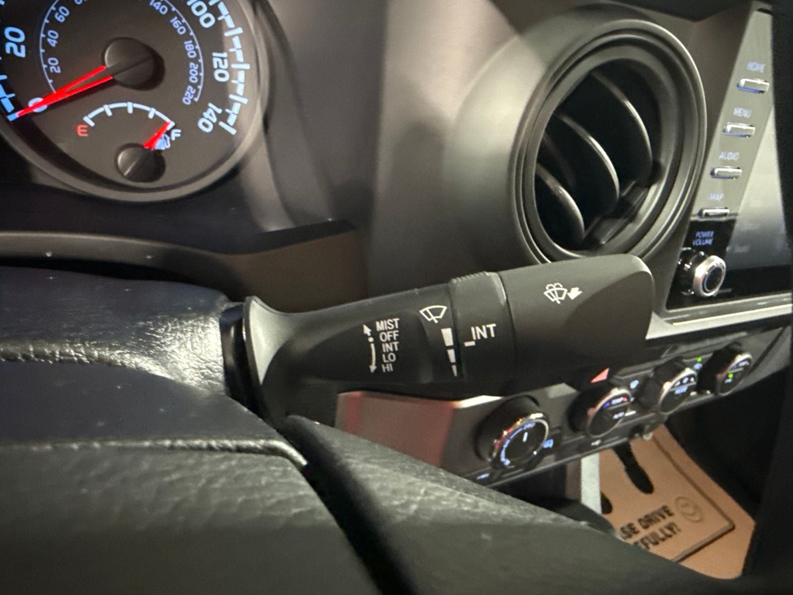 2022 Toyota Tacoma SR V6