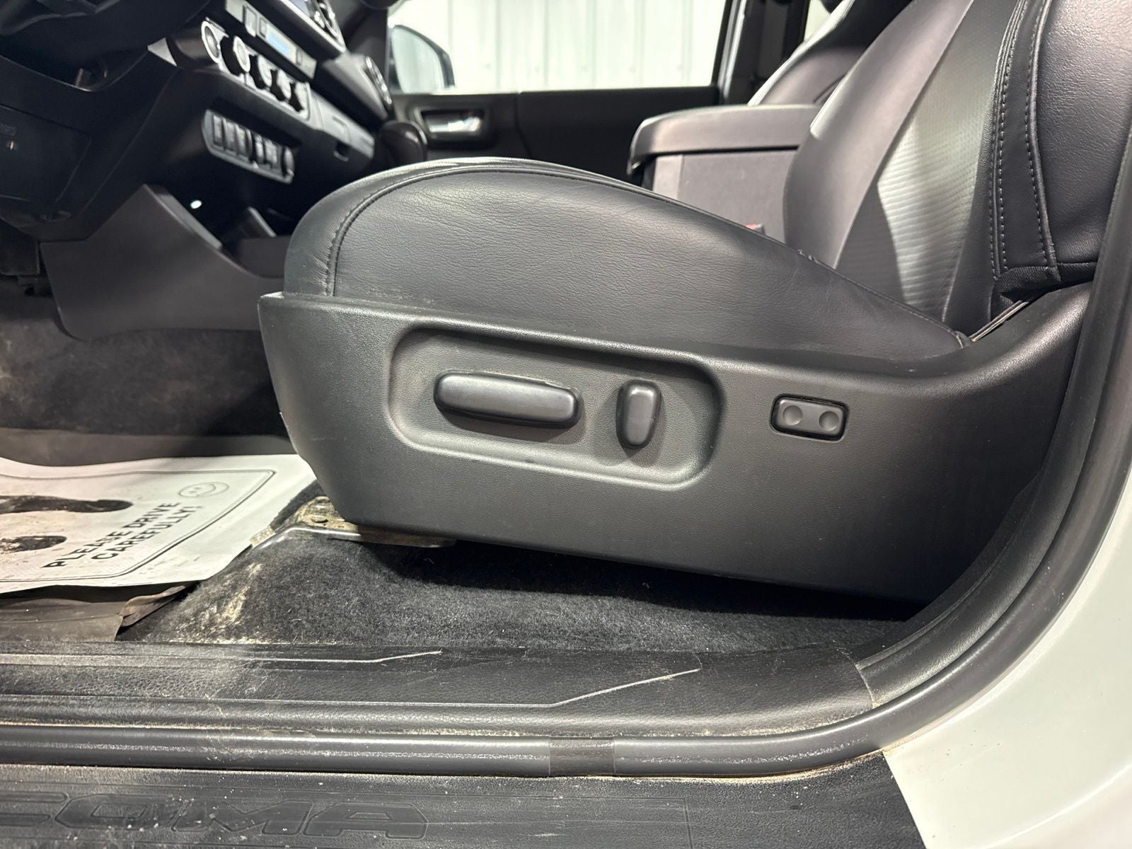2023 Toyota Tacoma TRD Sport V6