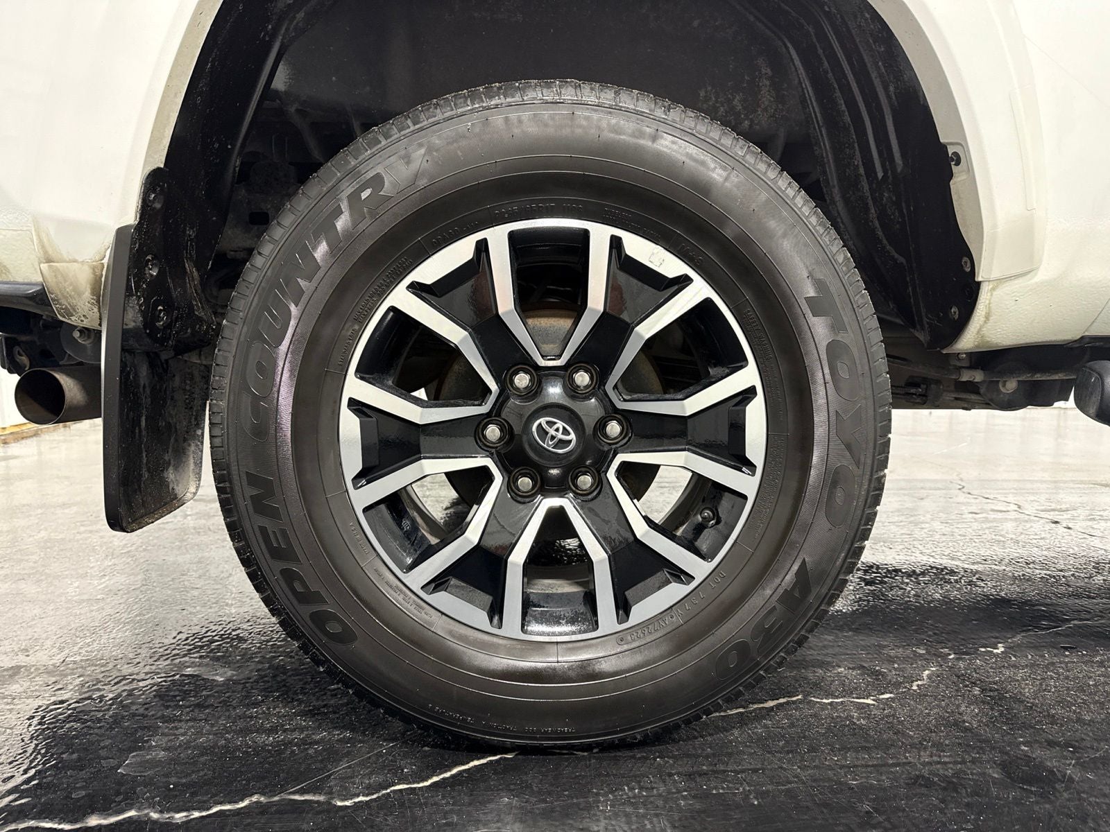 2023 Toyota Tacoma TRD Sport V6