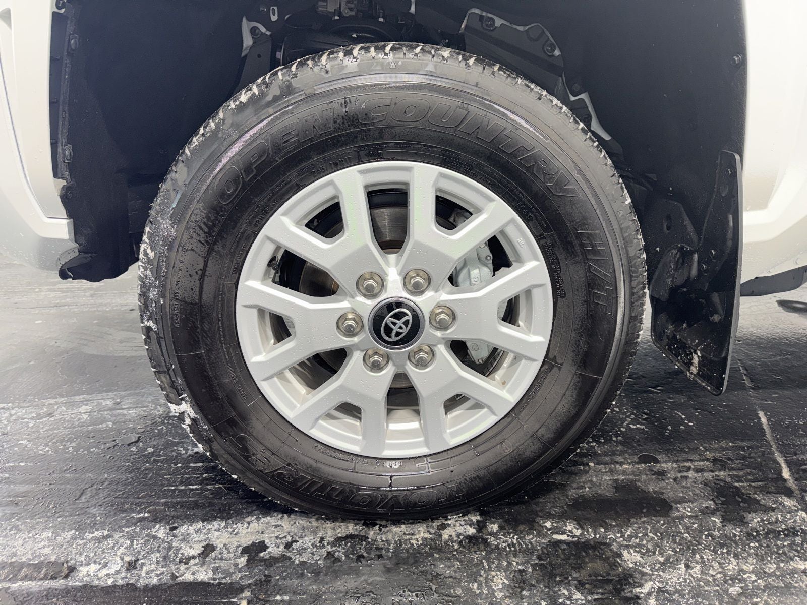 2025 Toyota Tacoma SR