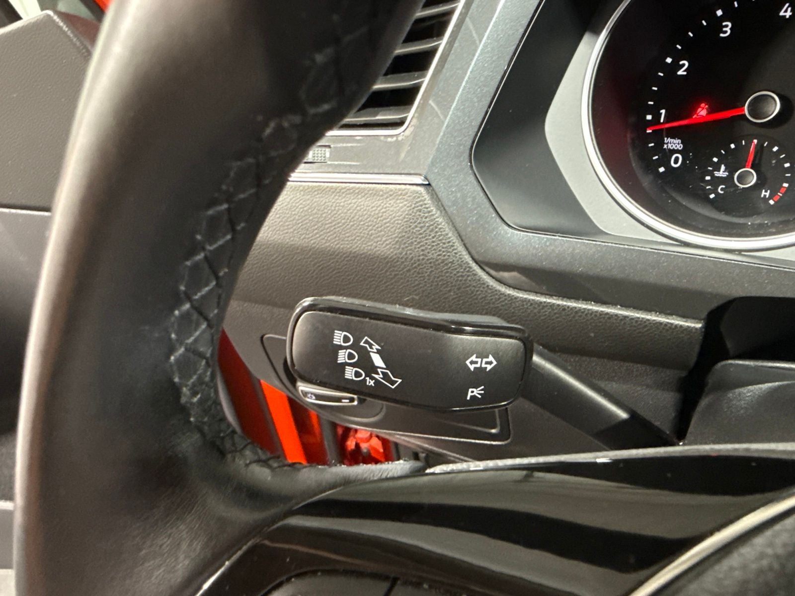 2019 Volkswagen Tiguan 2.0T SE