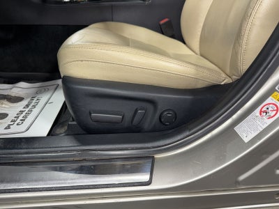 2018 Toyota Avalon Hybrid XLE Premium