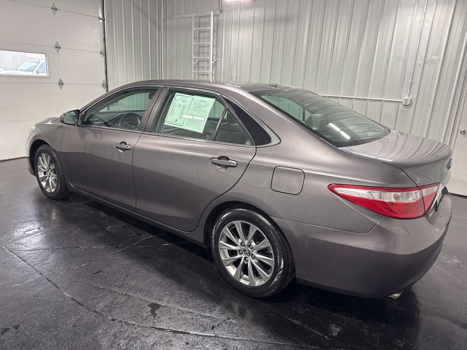 2016 Toyota Camry XLE
