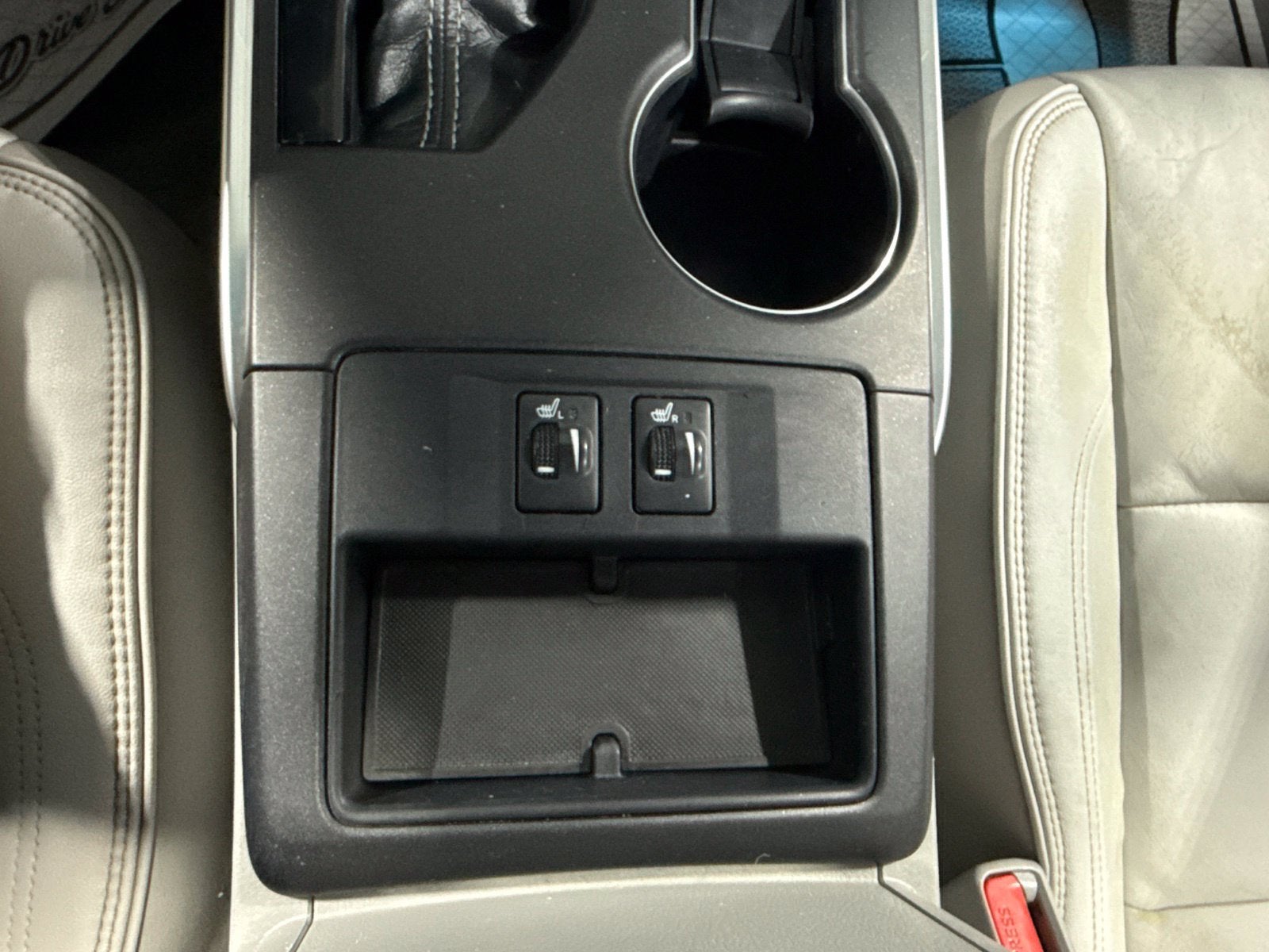 2016 Toyota Camry XLE