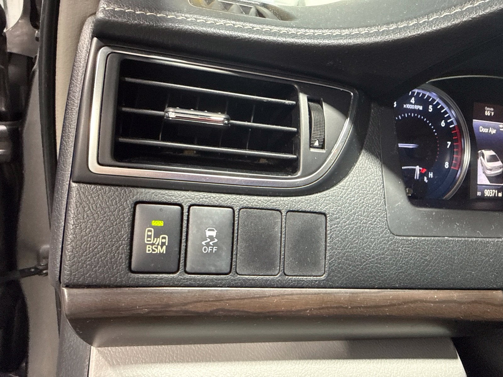 2016 Toyota Camry XLE