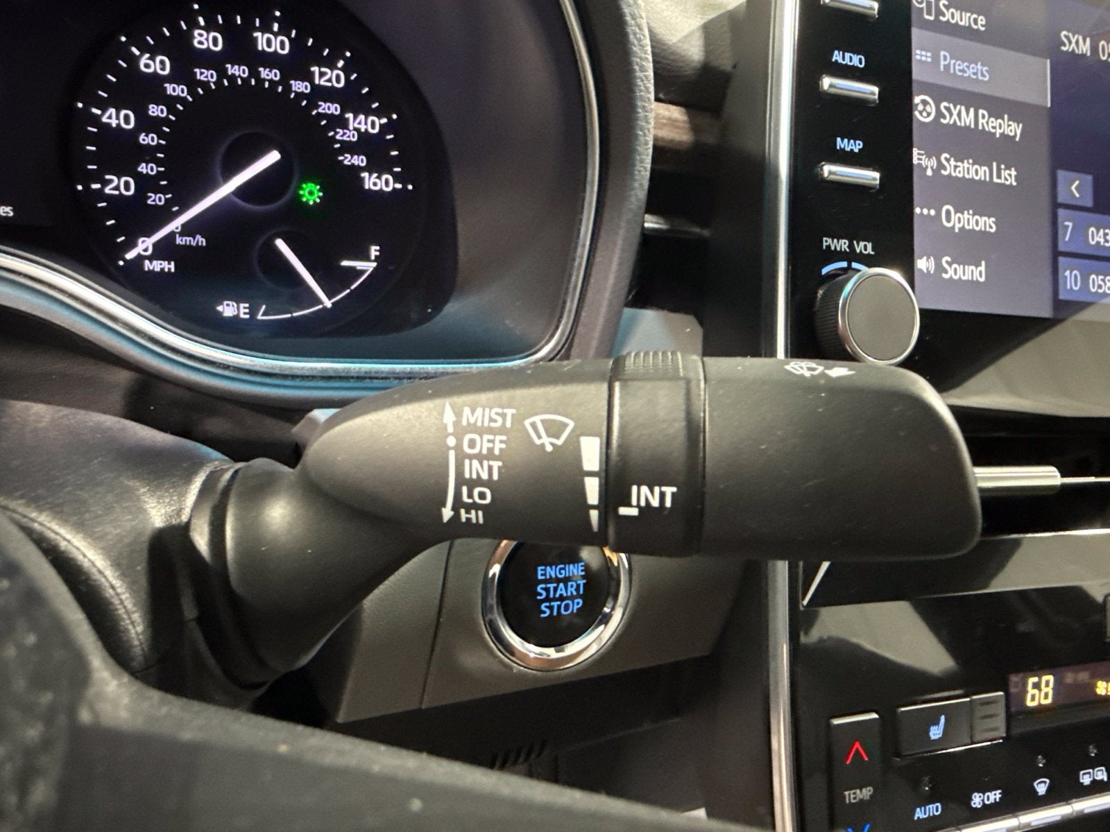 2019 Toyota Avalon XLE