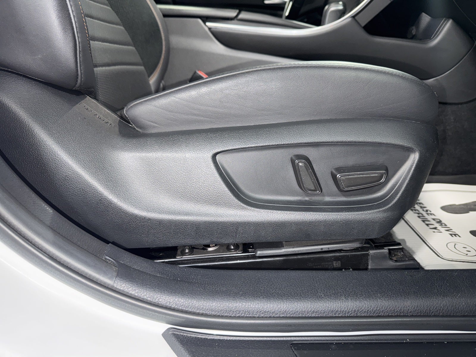 2022 Toyota Avalon Hybrid XSE