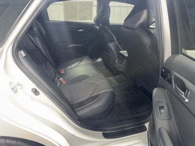 2022 Toyota Avalon Hybrid XSE