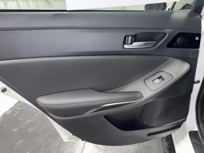 2022 Toyota Avalon Hybrid XSE