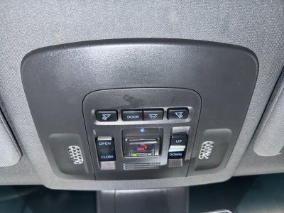 2022 Toyota Avalon Hybrid XSE