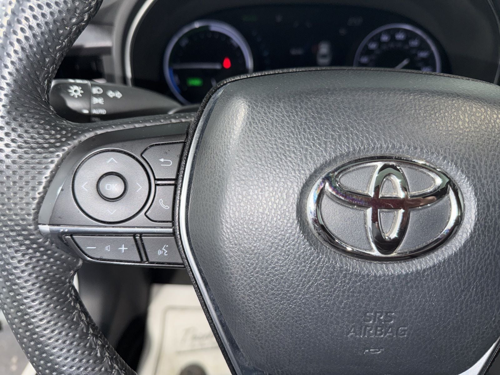 2022 Toyota Avalon Hybrid XSE