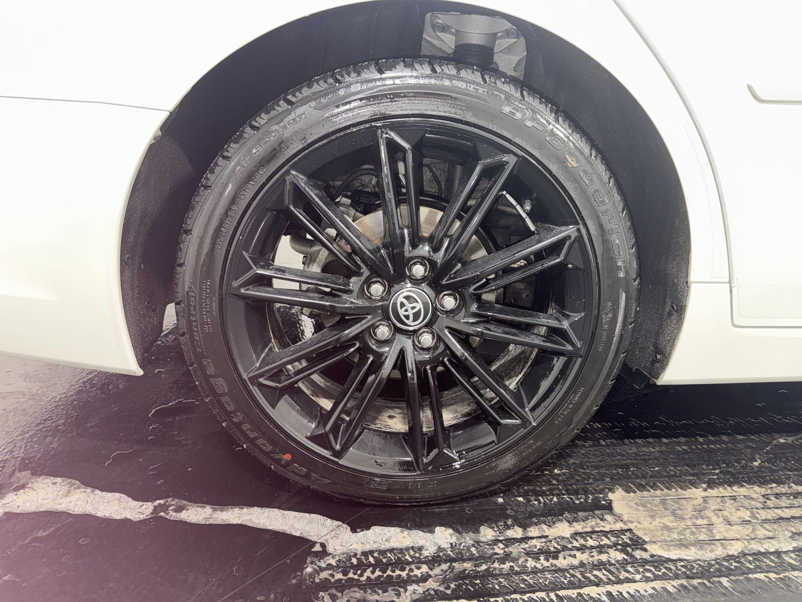 2022 Toyota Avalon Hybrid XSE