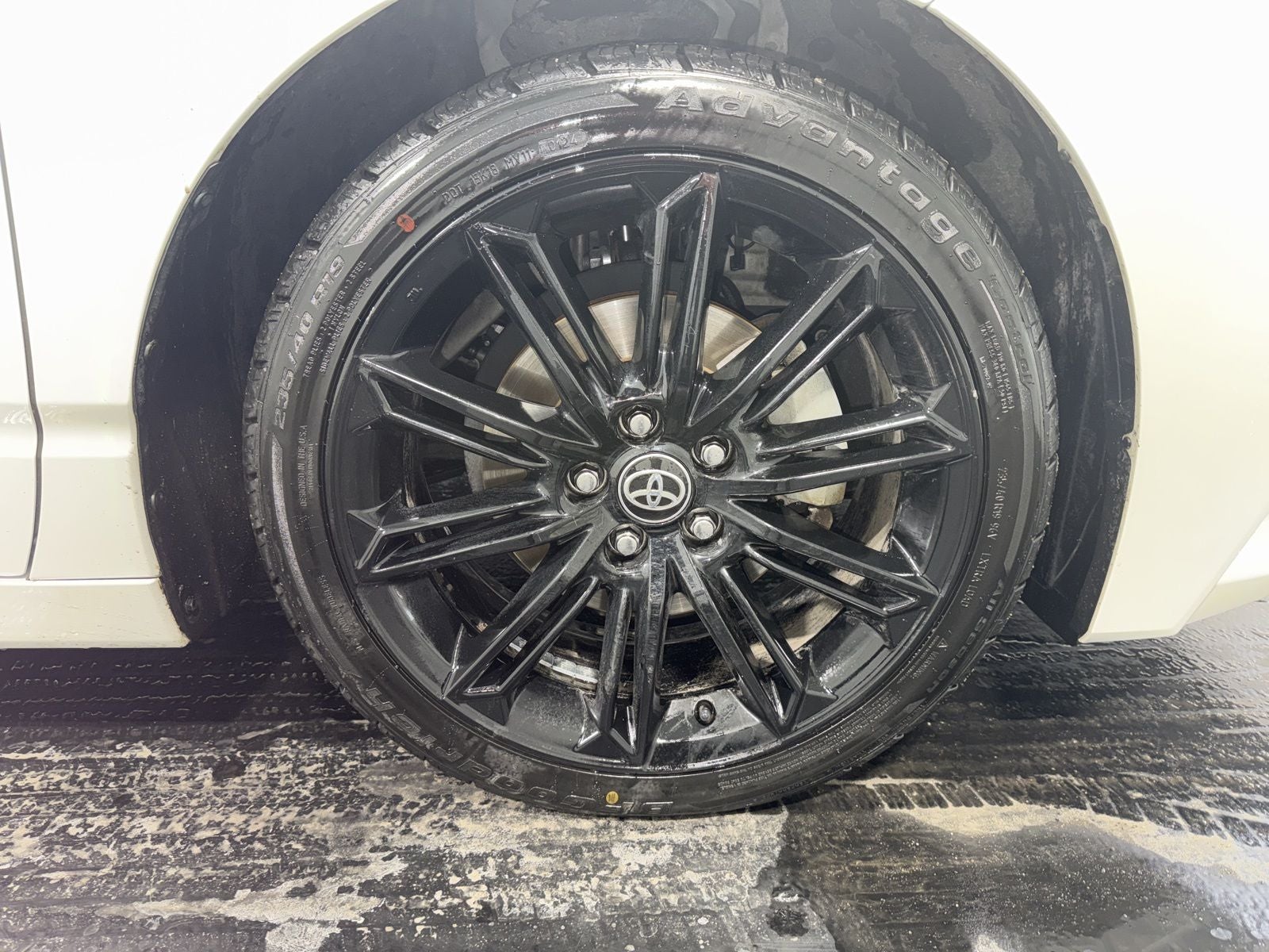 2022 Toyota Avalon Hybrid XSE